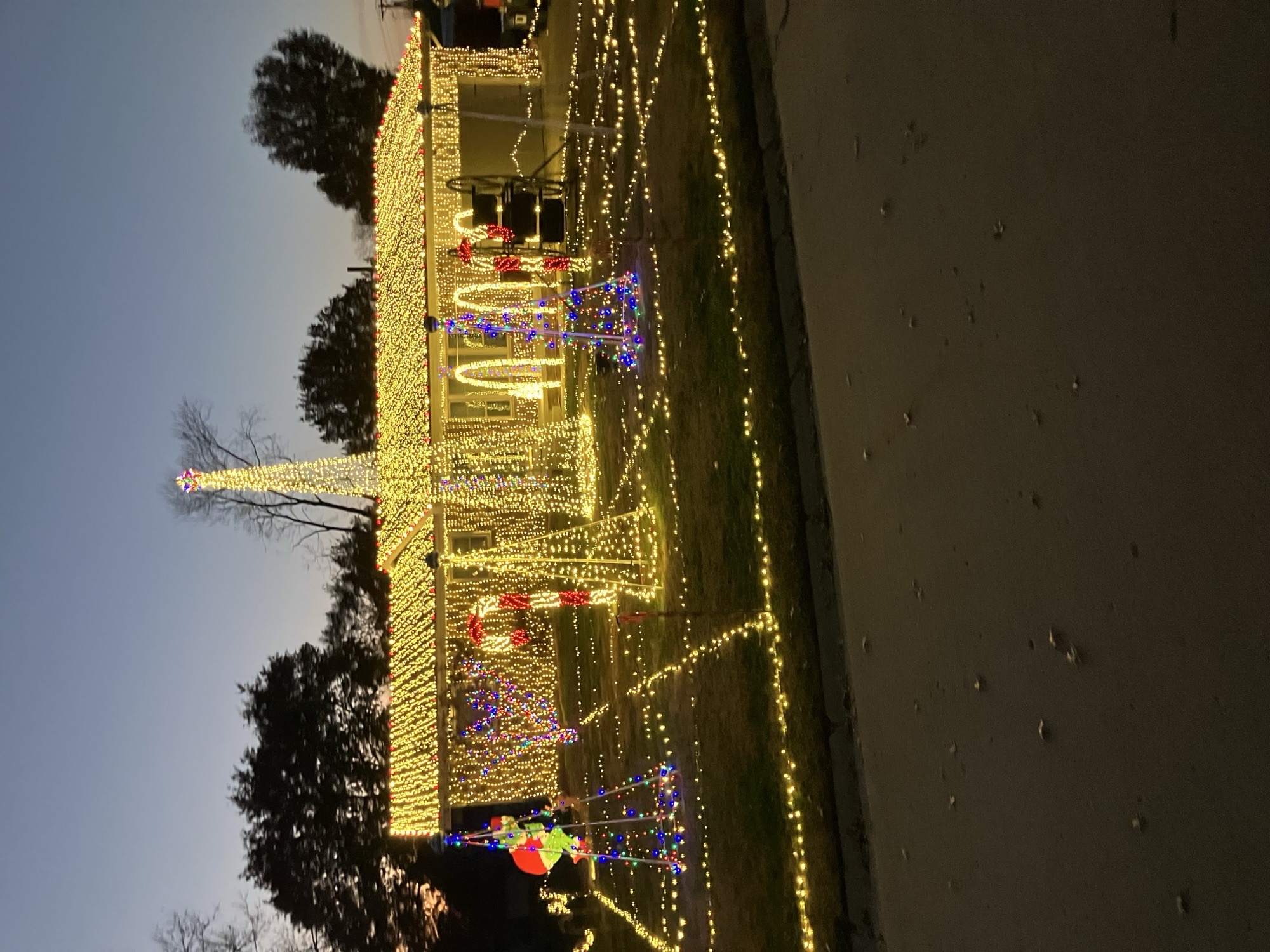 Sunrise Lights, Christmas lights in Highland, IL (photo 1)