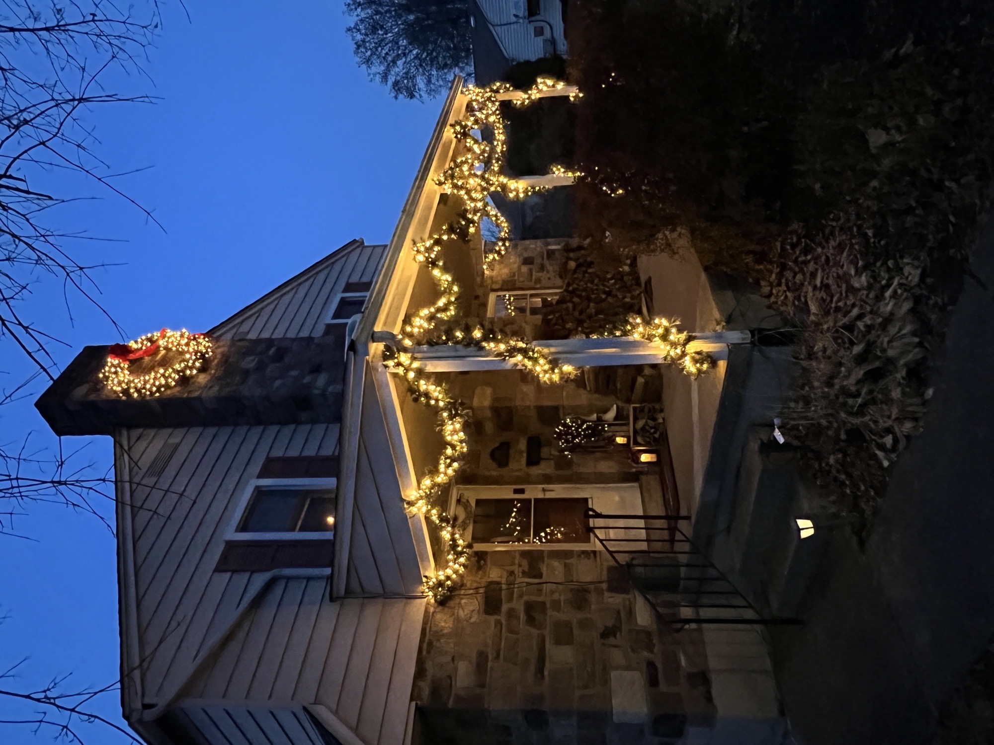 Classic Christmas, Christmas lights in Glenside, PA (photo 4)