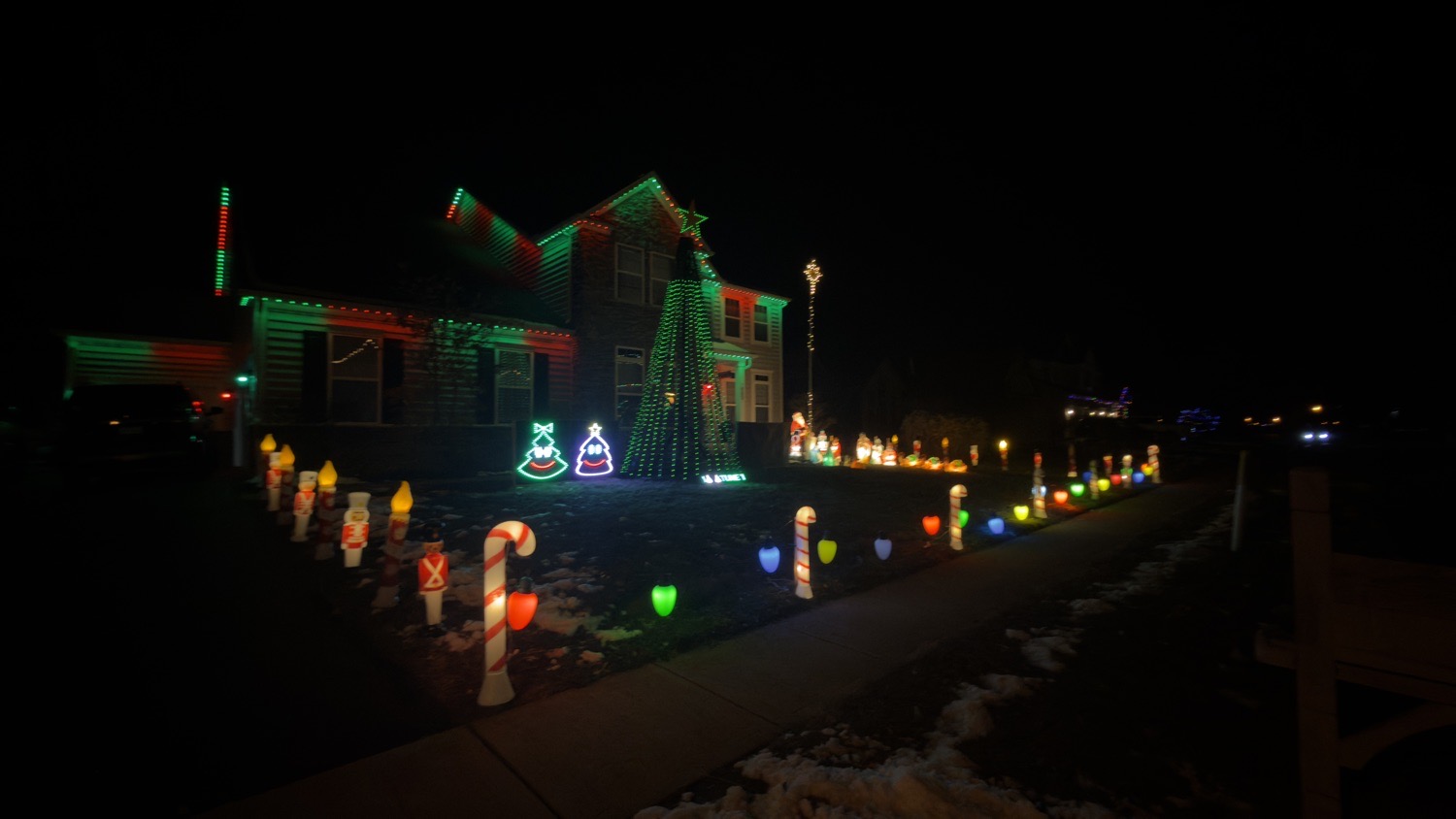 It’s A MarshMALLOW World!!, Christmas lights in Grove City, OH (photo 1)
