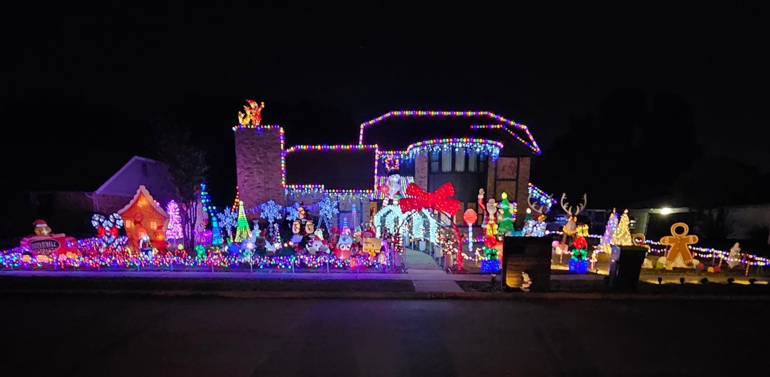 Canoncita Christmas House, Christmas lights in Plano, TX (photo 1)