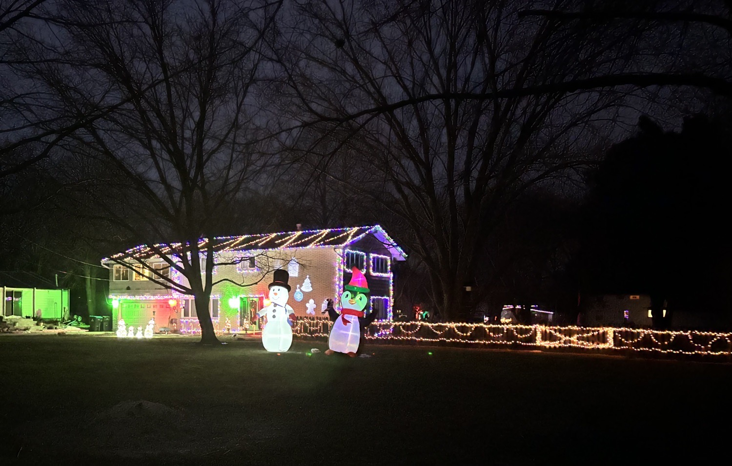Gingerbread house, Christmas lights in McHenry, IL (photo 1)