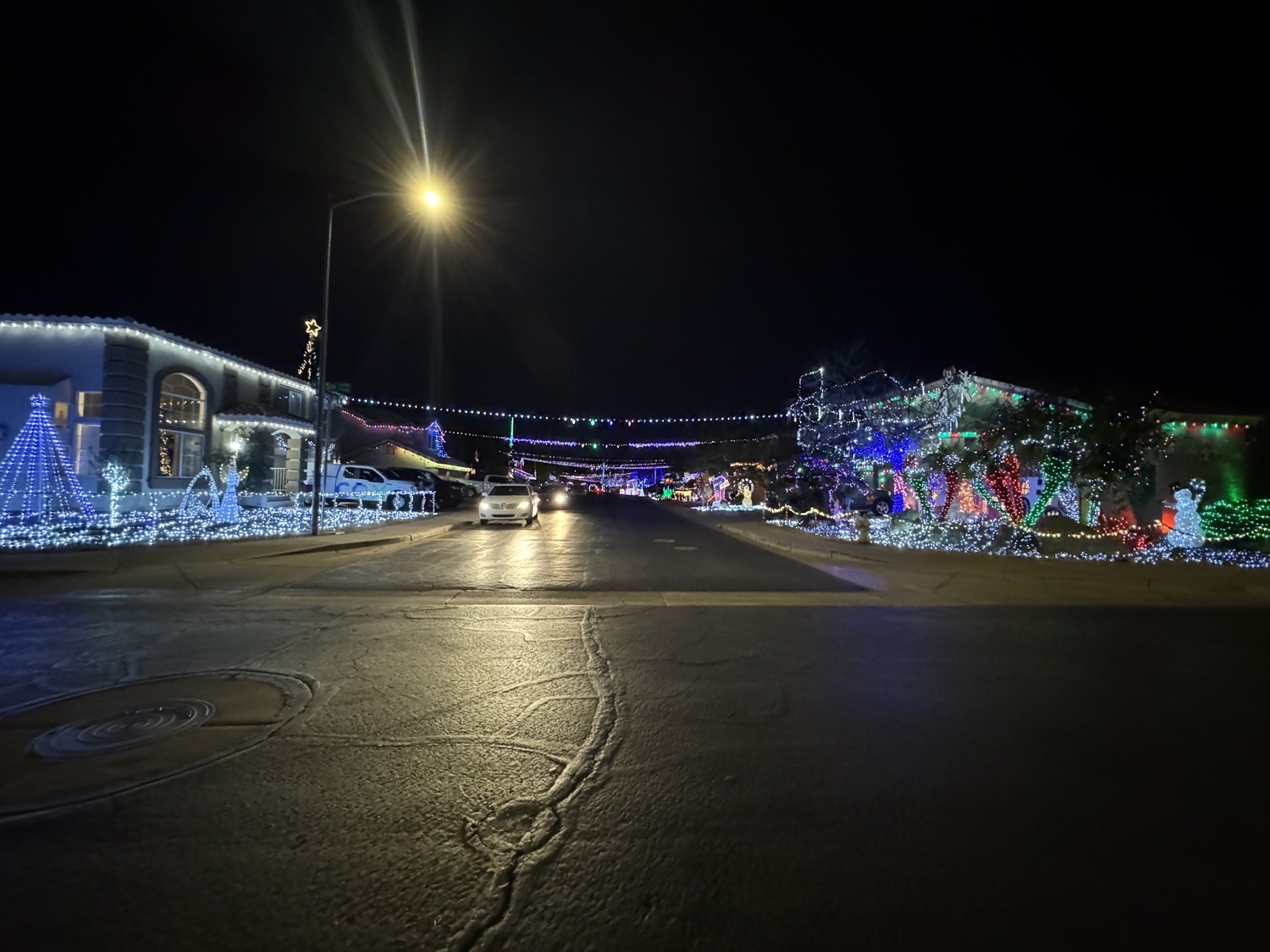 Sunny side Drive, Christmas lights in El Mirage, AZ (photo 2)