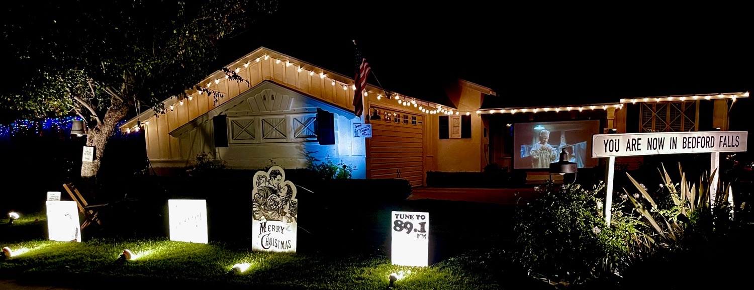 Its A Wonderful Life Movie, Christmas lights in Los Angeles, CA (photo 2)