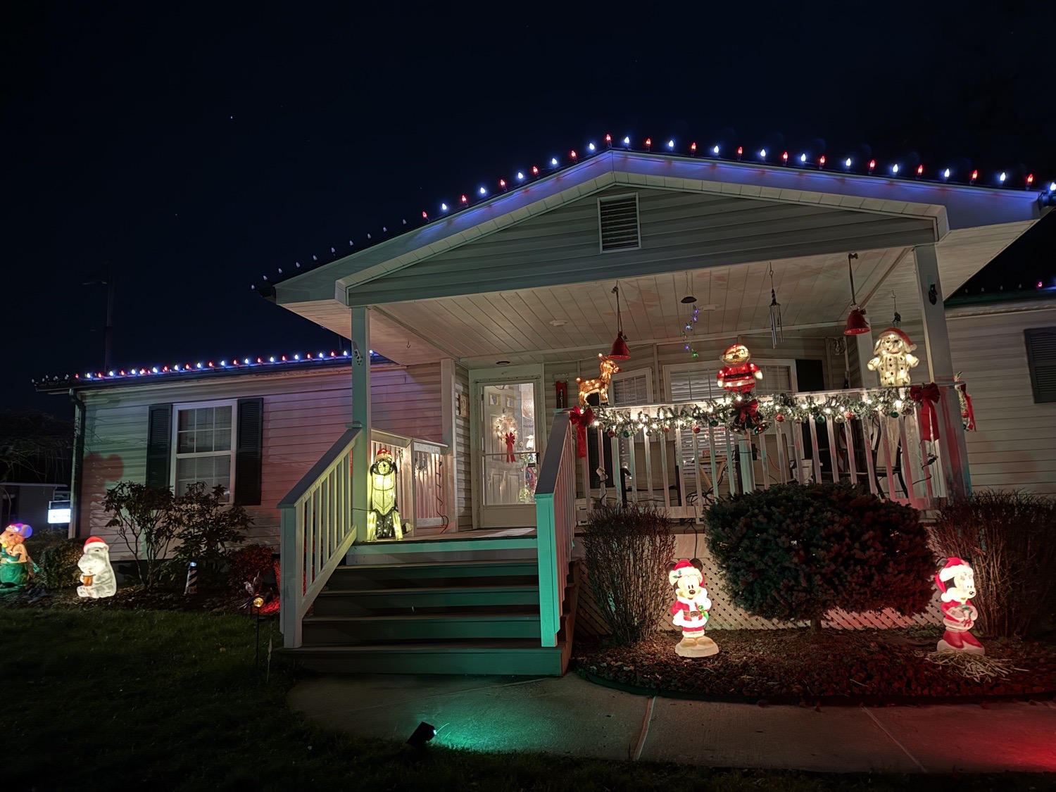 Merry Christmas Neshannock, Christmas lights in New Castle, PA (photo 2)