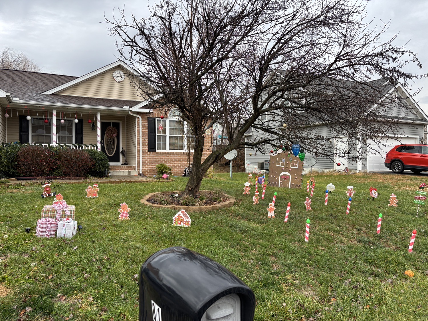 Gingerbread Candyland, Christmas lights in Martinsburg, WV (photo 5)