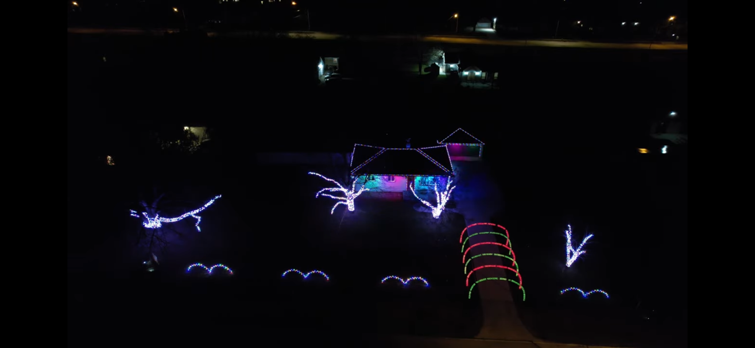 lights on Burrell, Christmas lights in Oak Creek, WI (photo 1)