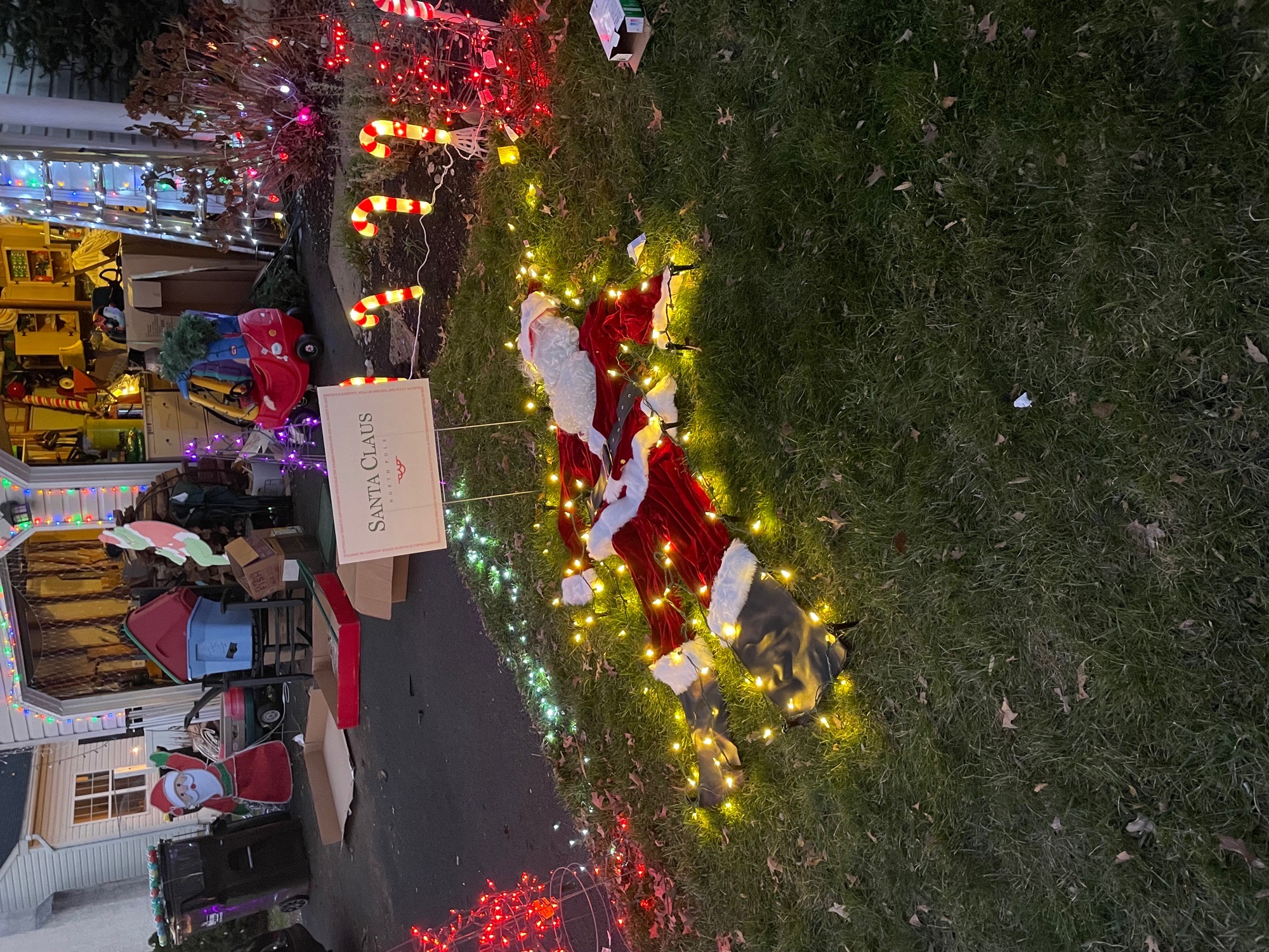 Christmas Corner, Christmas lights in Doylestown, PA (photo 3)