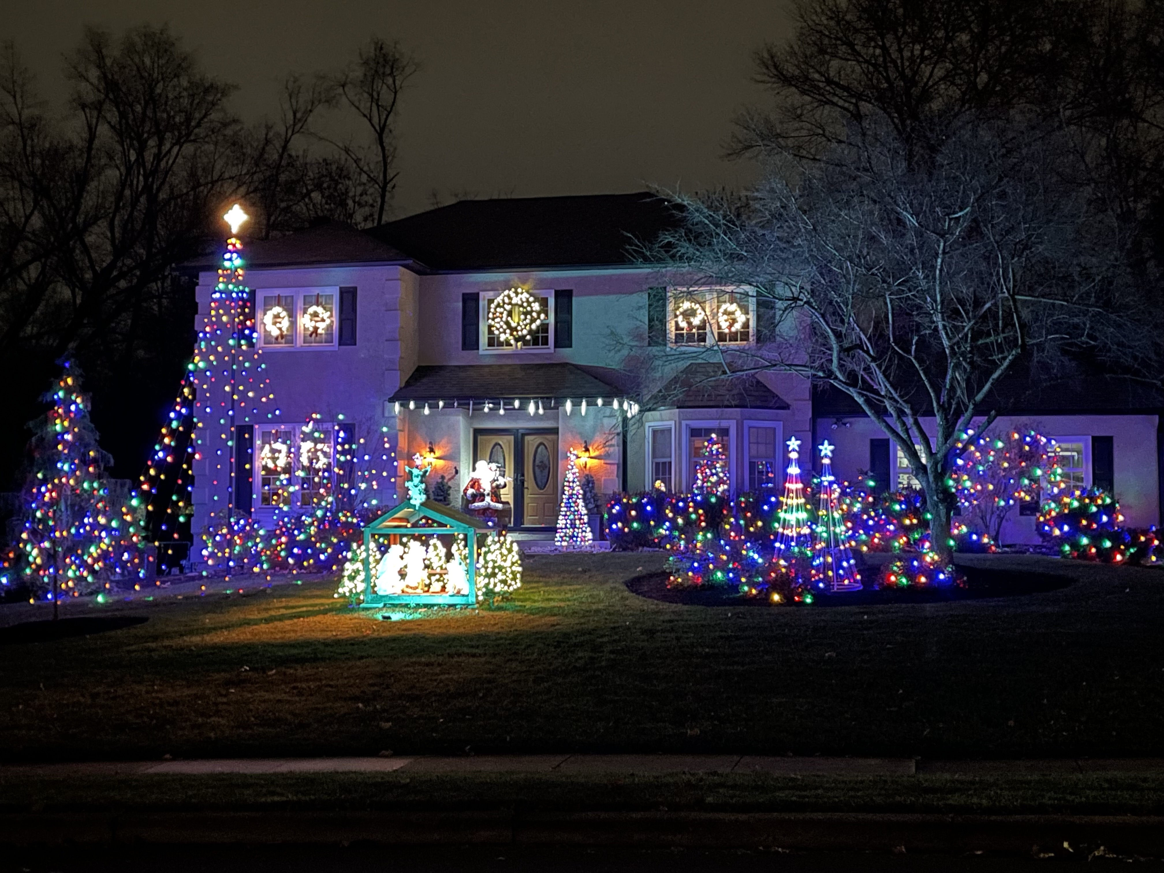 The Reason for the Season, Christmas lights in Dresher, PA (photo 1)