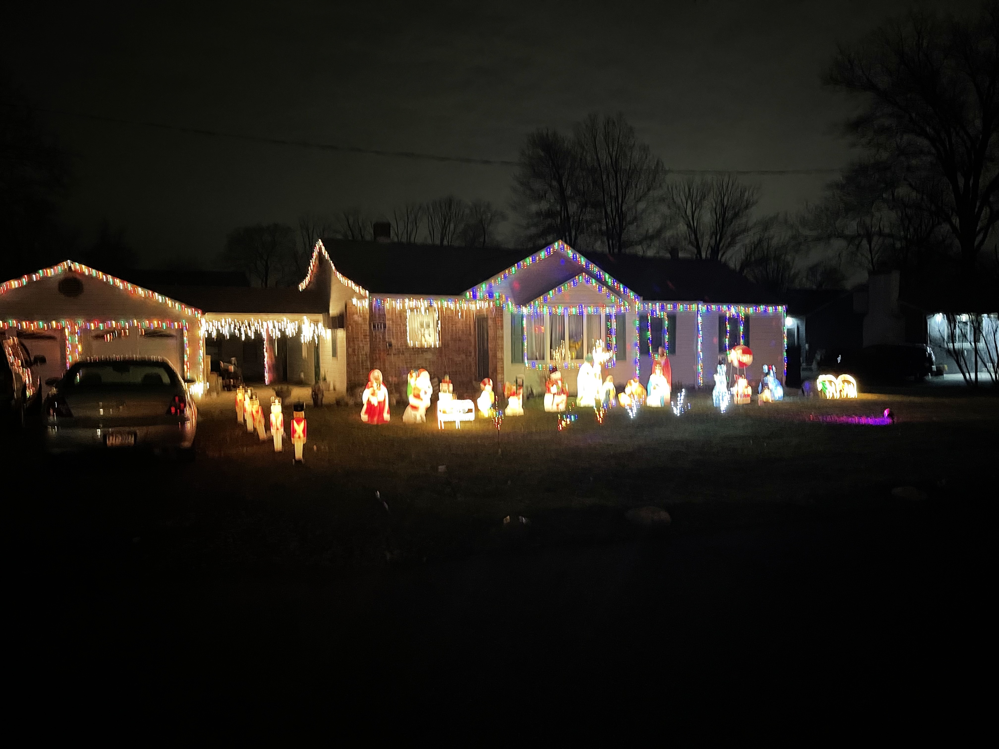 Walker’s Wonderland, Christmas lights in Feasterville Trevose, PA (photo 2)
