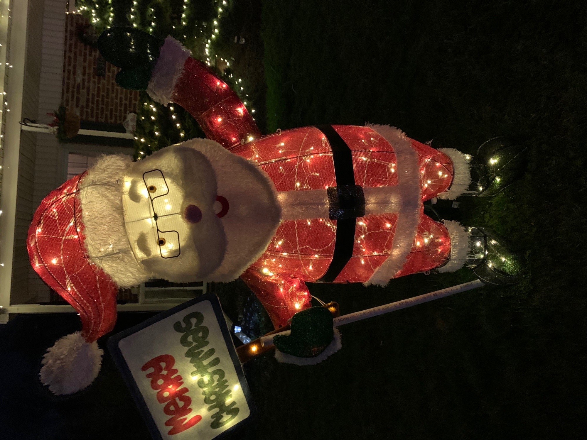 Merry Lights On Pershing Ave, Christmas lights in Hatboro, PA (photo 3)