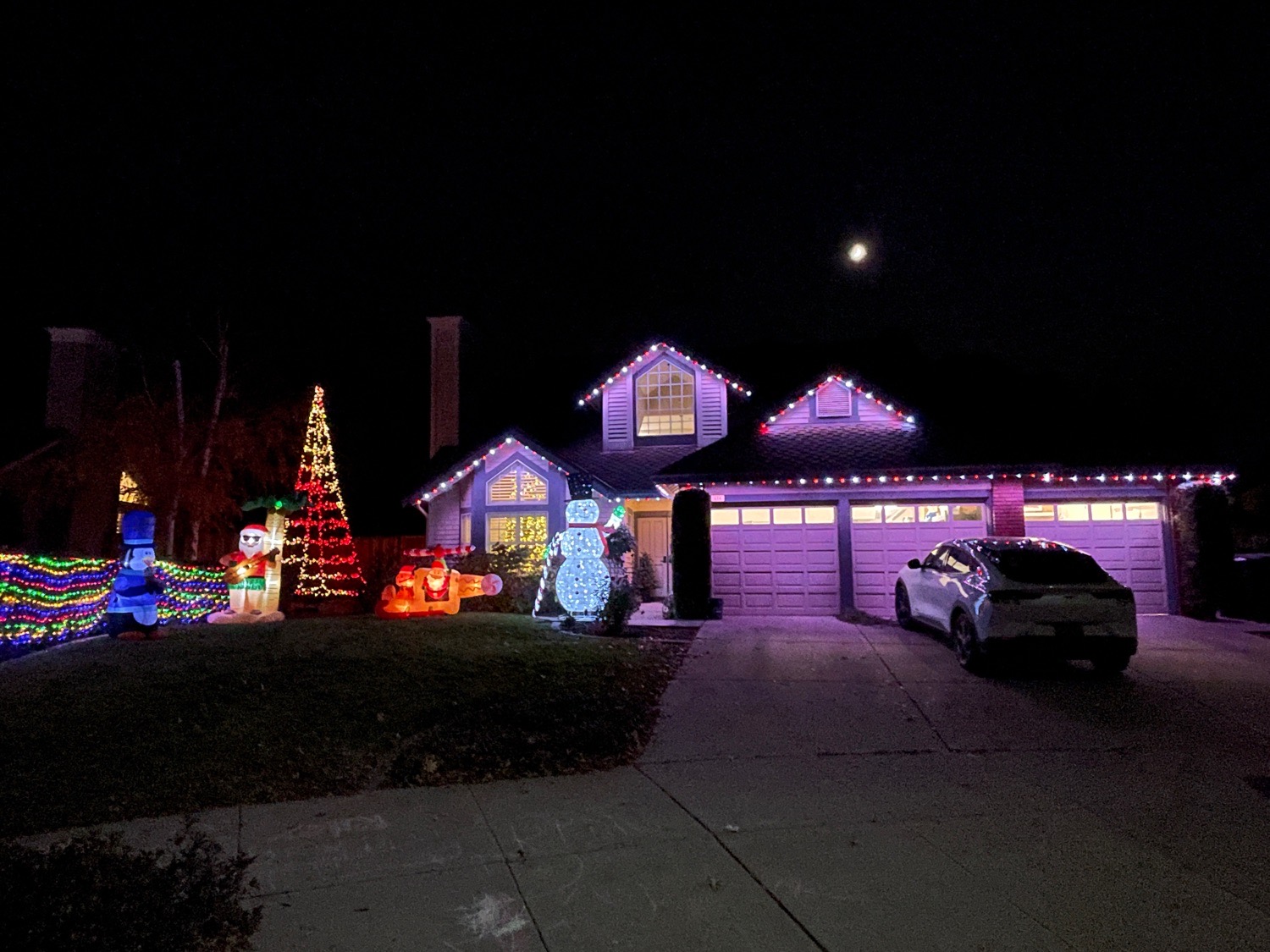 Holiday Lights, Christmas lights in Livermore, CA (photo 1)