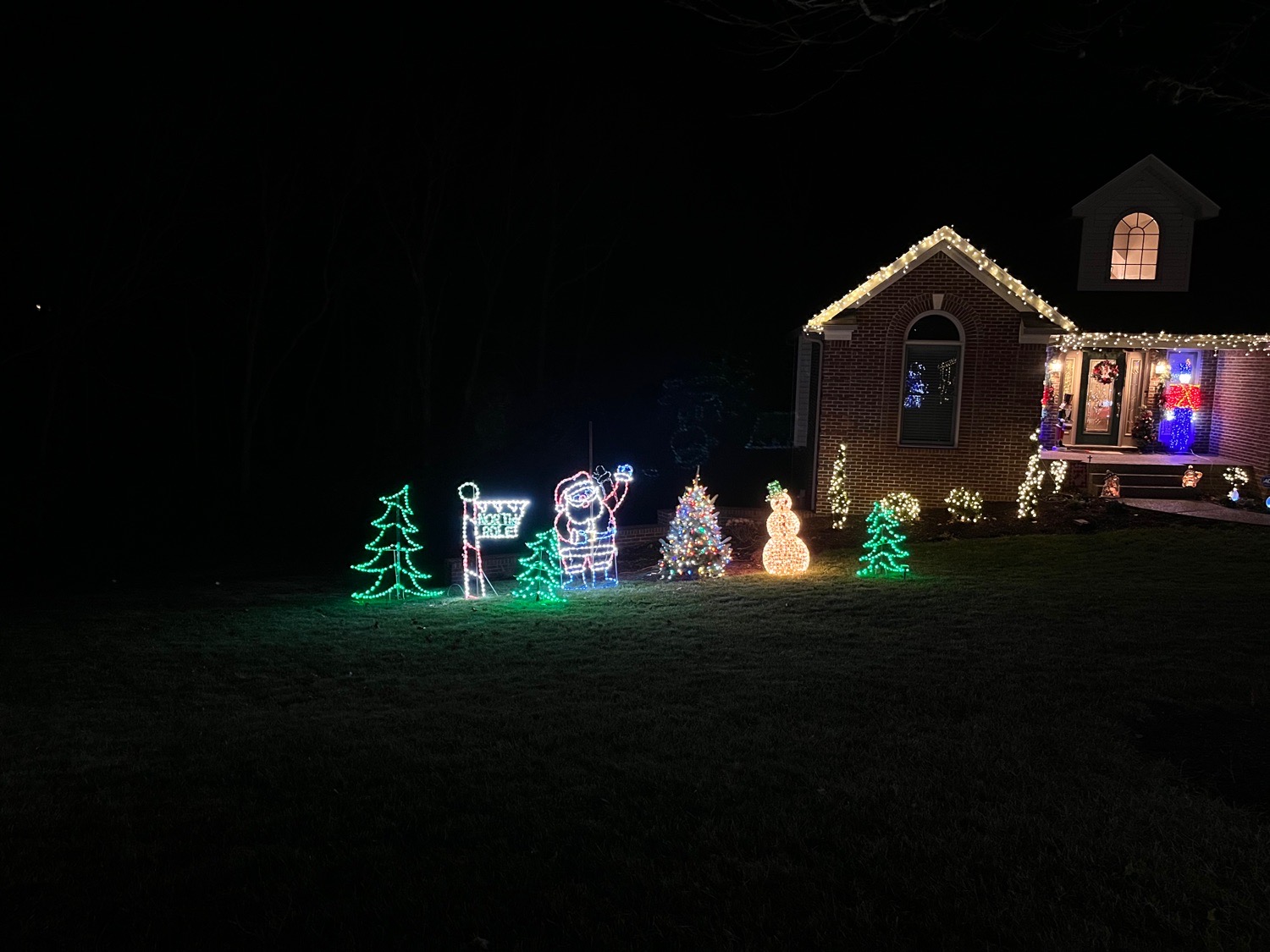 oldham county KY display, Christmas lights in Crestwood, KY (photo 3)