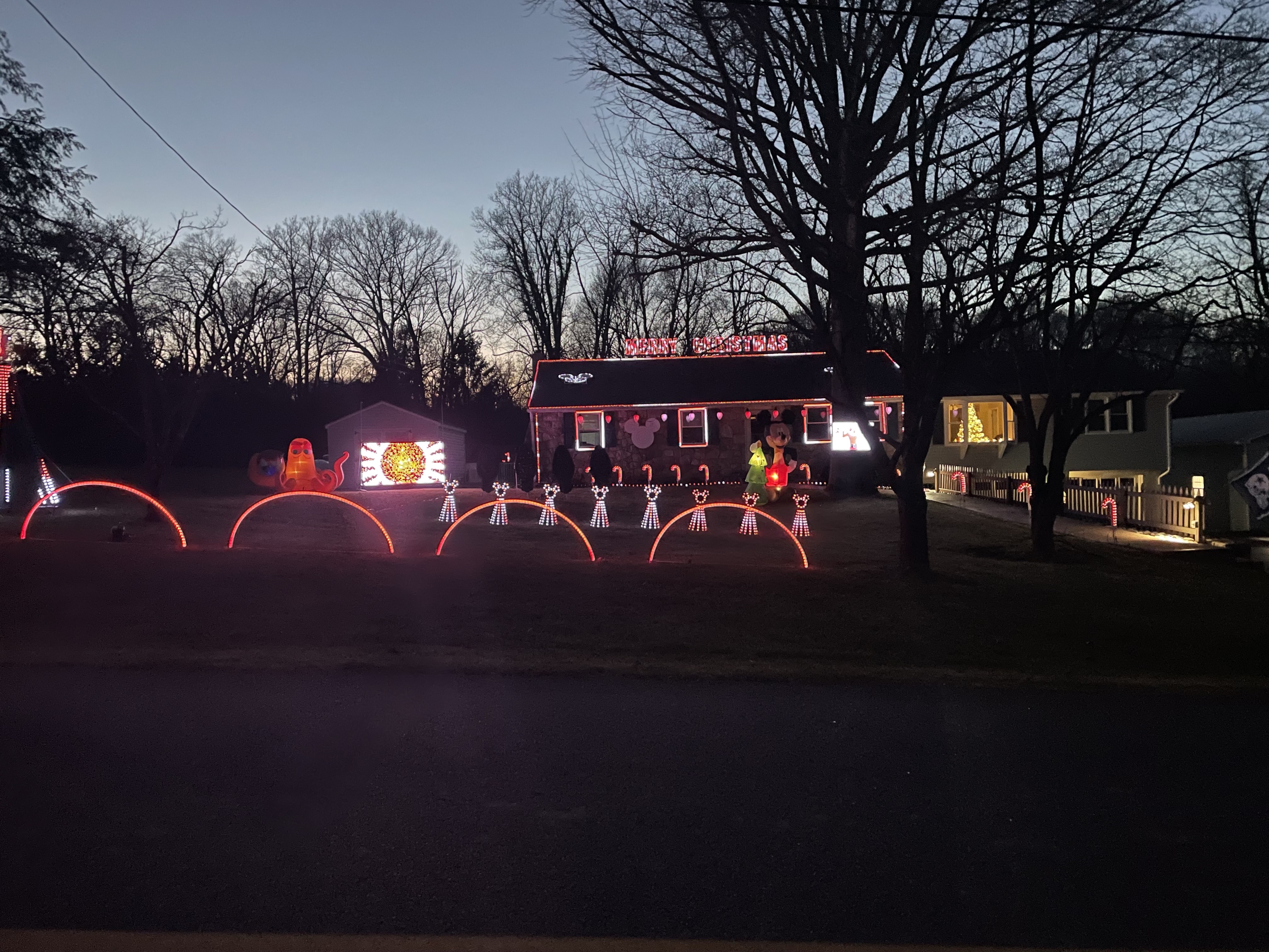 Shepherd Family Christmas, Christmas lights in Pottstown, PA (photo 1)