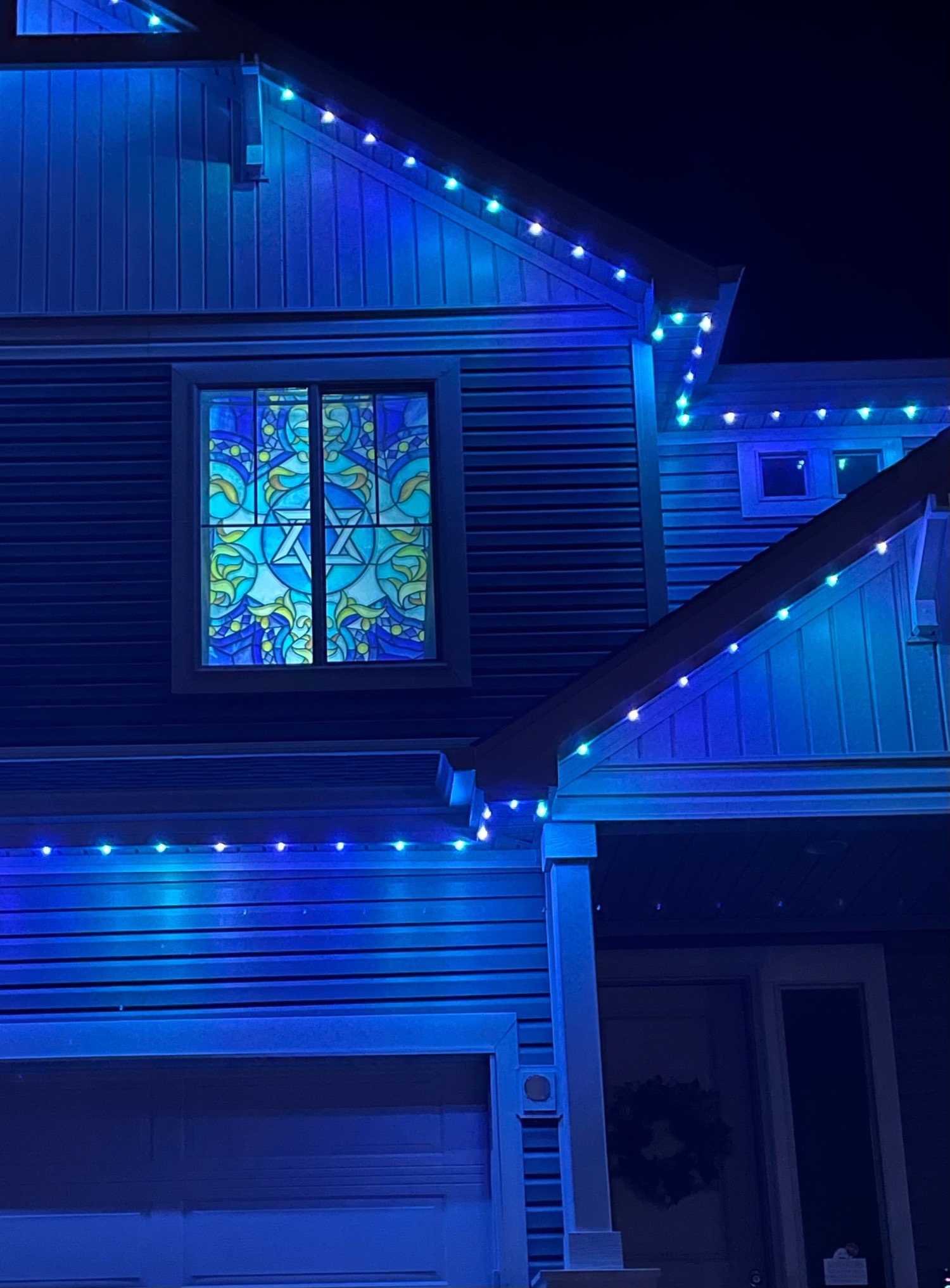 Very Merry Berry House (Christmas and Hanukkah!), Christmas lights in Colorado Springs, CO (photo 4)