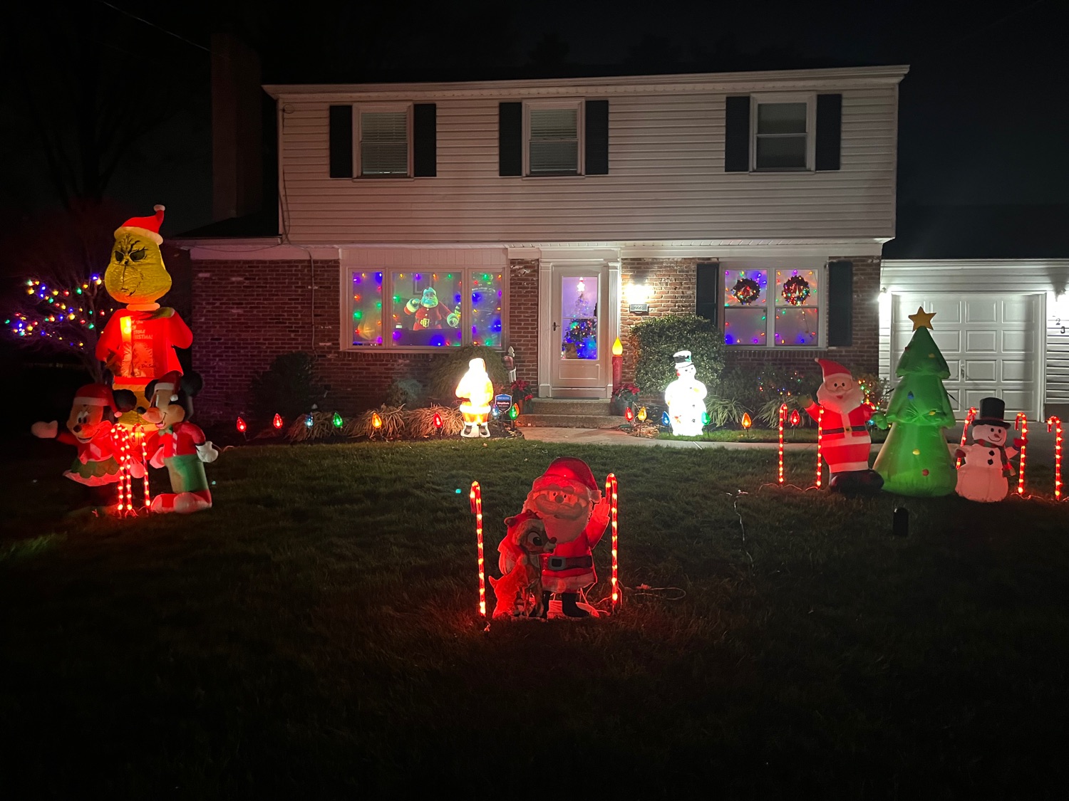 Christmas fun, Christmas lights in Hatboro, PA (photo 1)