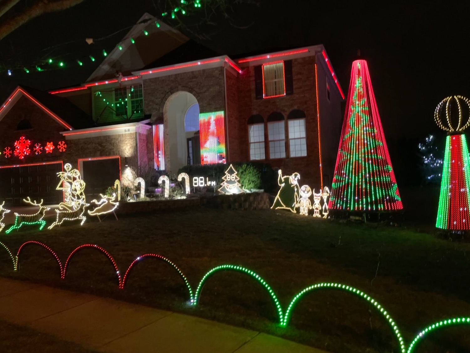 Skellington Manor of Sterling Oaks Light Show, Christmas lights in Streamwood, IL (photo 4)