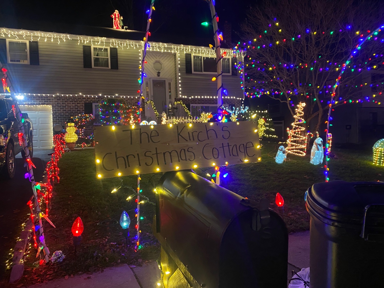 kirch’s christmas, Christmas lights in Aston, PA (photo 2)