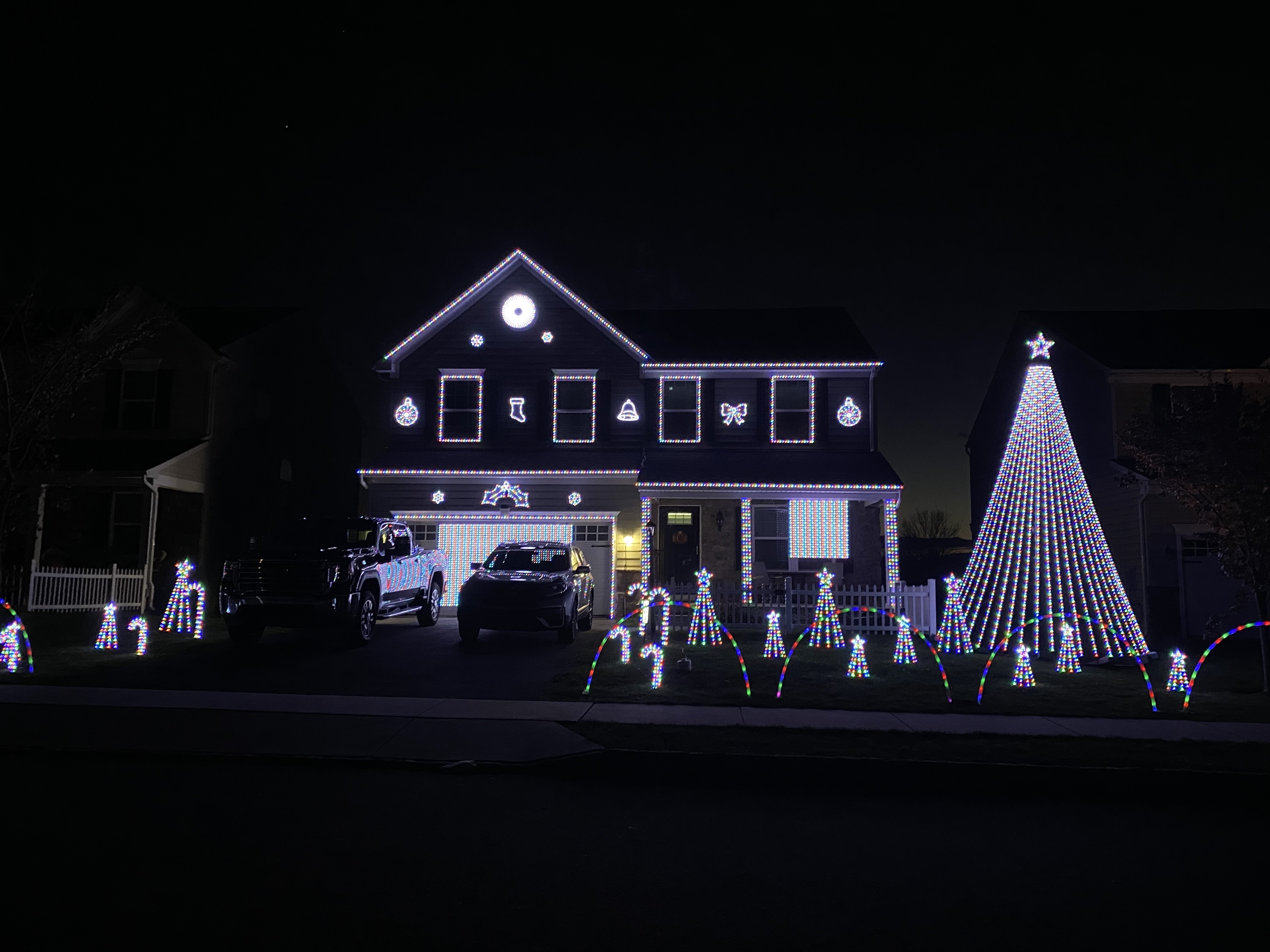 Magical Lights On Marisa, Christmas lights in Gilbertsville, PA (photo 3)
