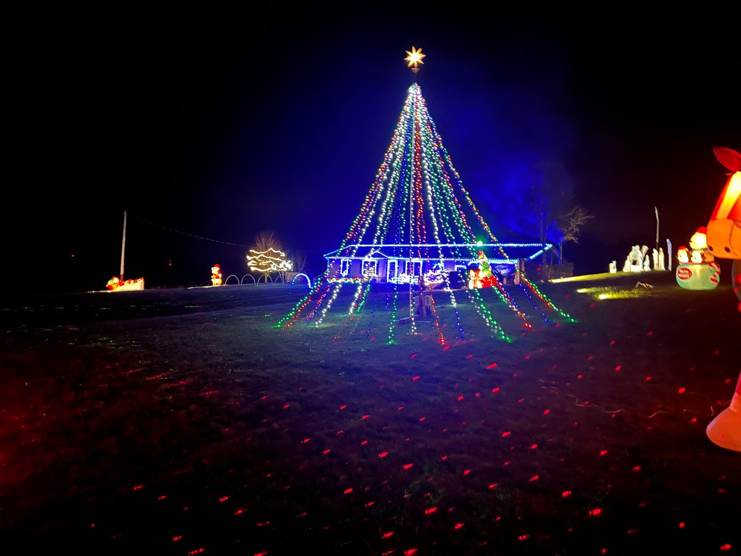 Christmas in the country, Christmas lights in Mount Vernon, OH (photo 1)