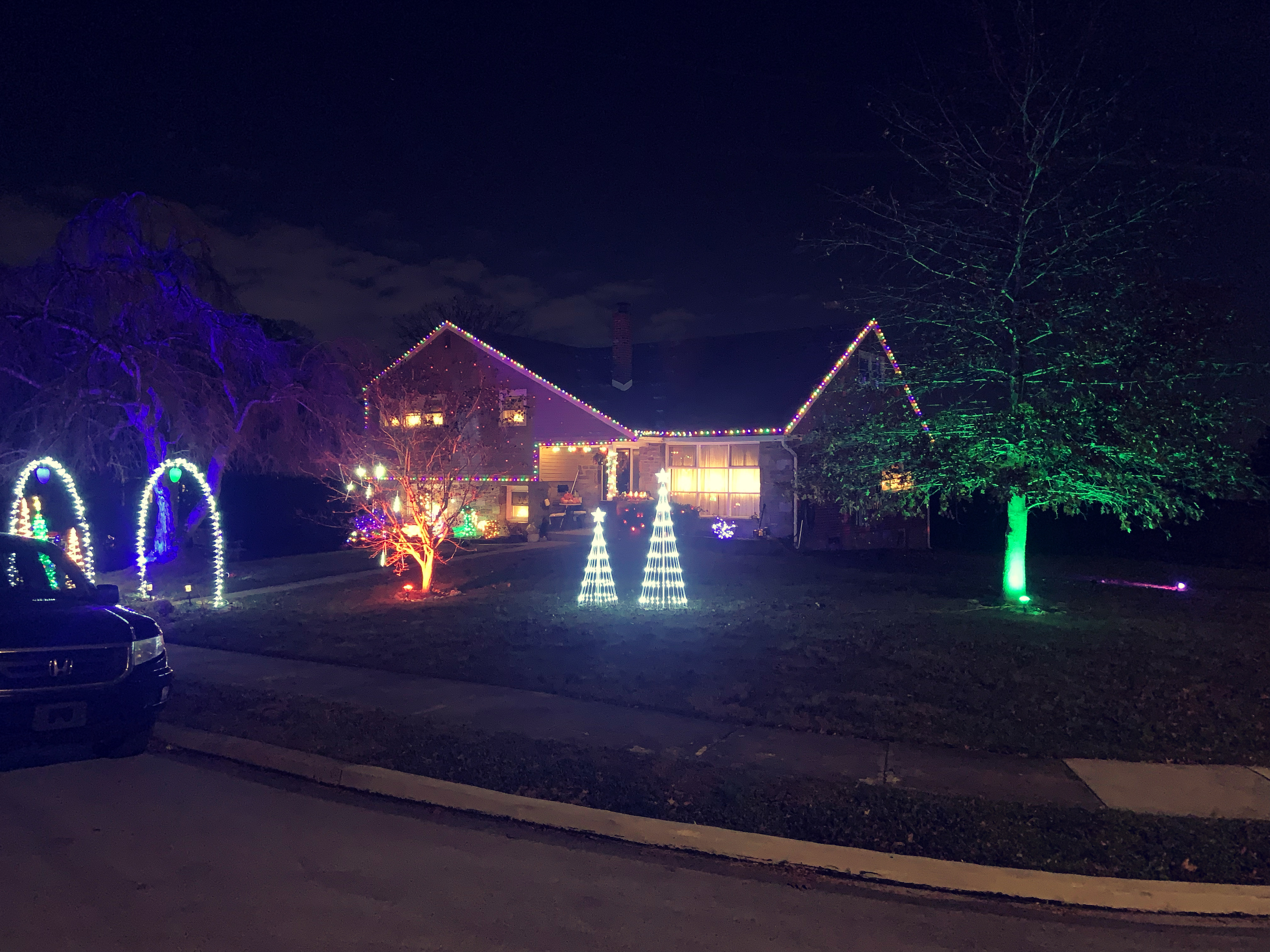 A White Christmas Magical Musical, Christmas lights in Broomall, PA (photo 3)