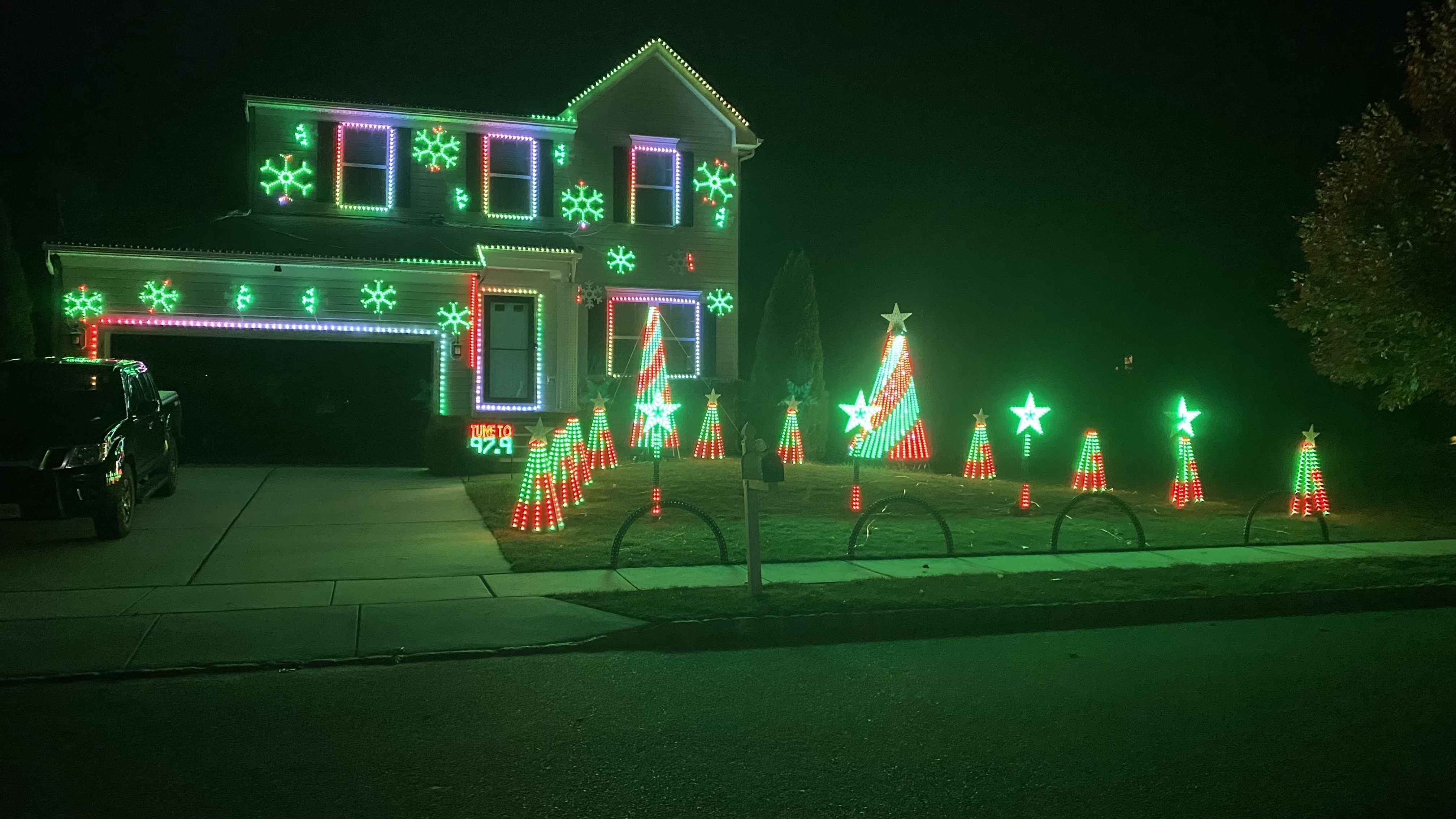 Offshore Illuminations, Christmas lights in Egg Harbor Township, NJ (photo 3)
