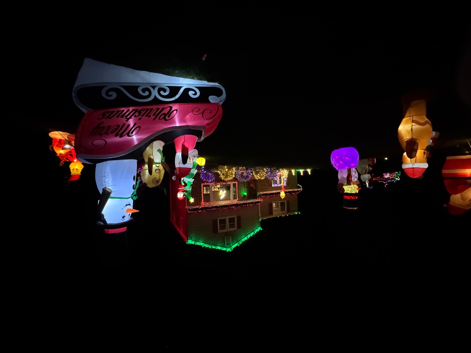A Very Merry Manorwood Christmas, Christmas lights in West Chester, PA (photo 2)