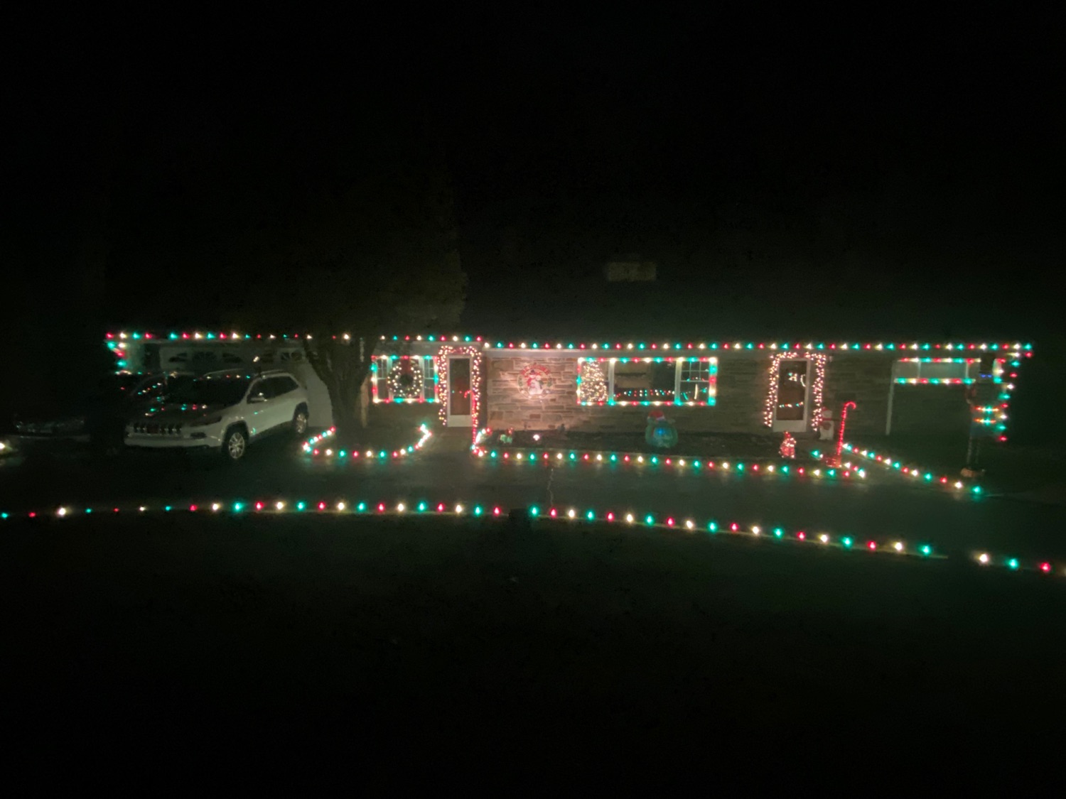 Christmas Light Display on Marple Road, Christmas lights in Broomall, PA (photo 1)