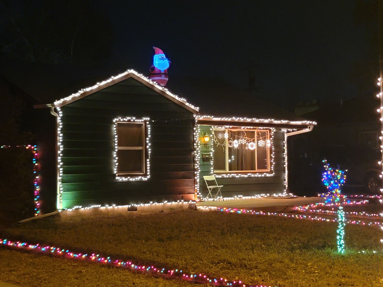 x mas, Christmas lights in Aurora, CO (photo 1)