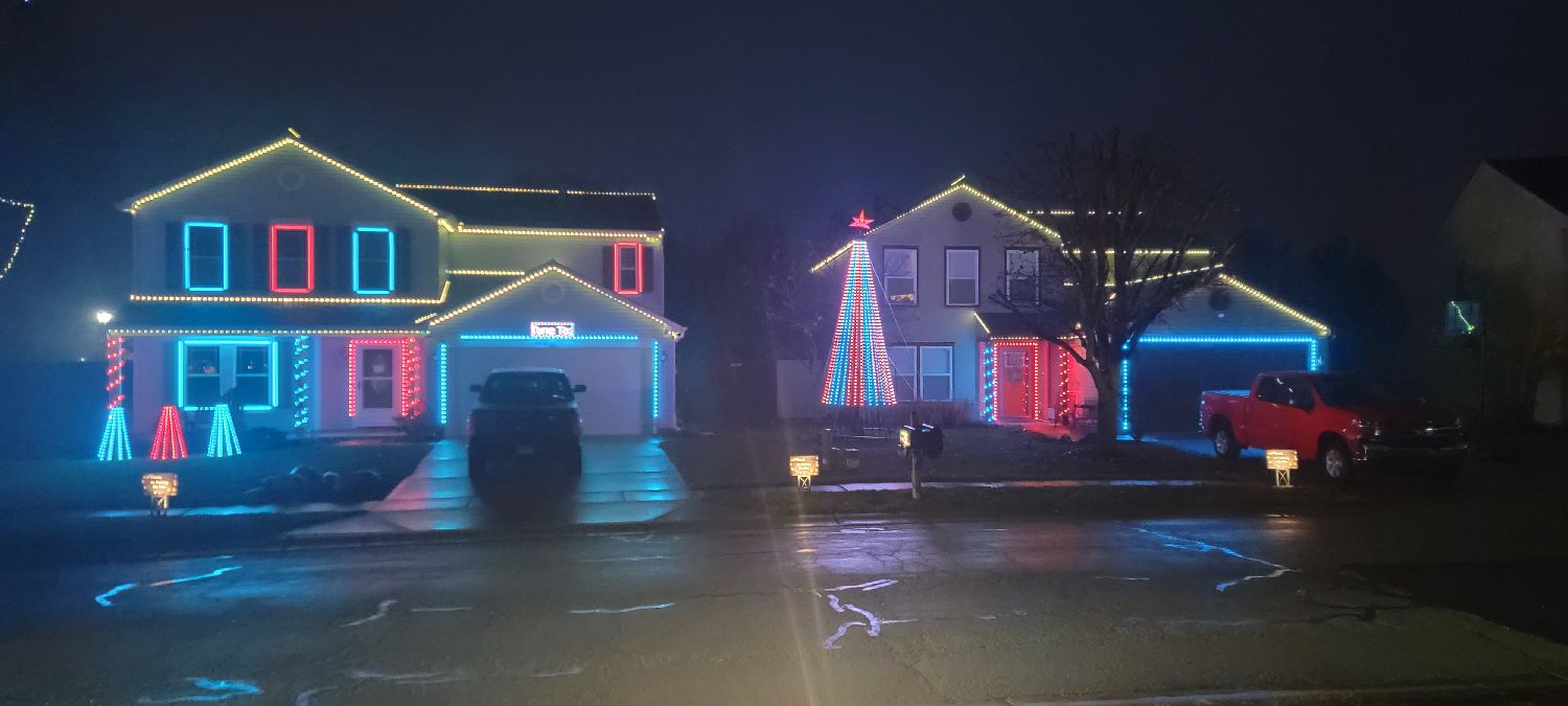 Sutton's Light Show, Christmas lights in Fishers, IN (photo 1)
