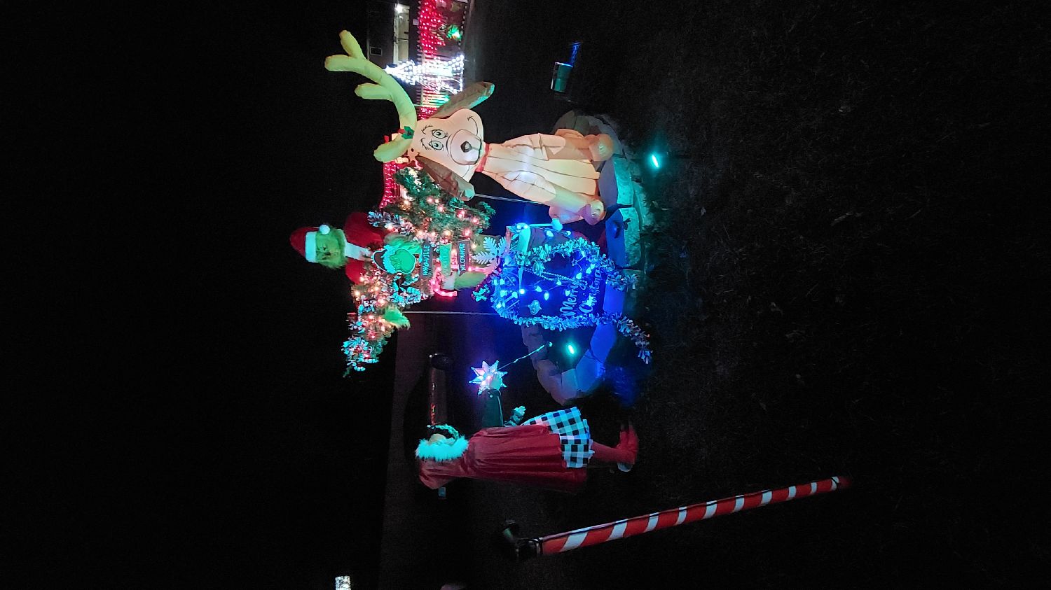 Christmas Town, Christmas lights in Justice, IL (photo 1)