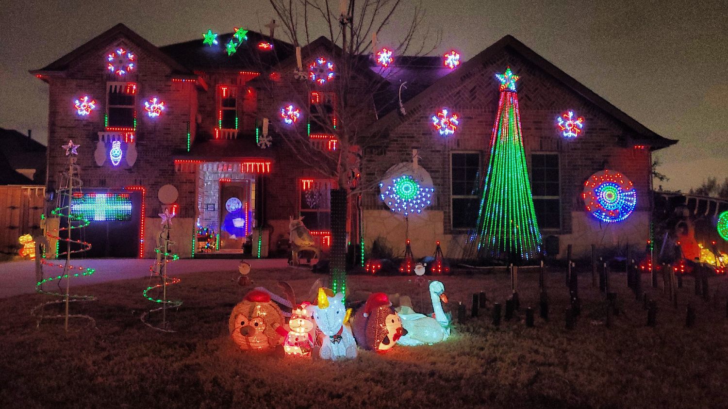 Magical Christmas Light show, Christmas lights in Rowlett, TX (photo 3)