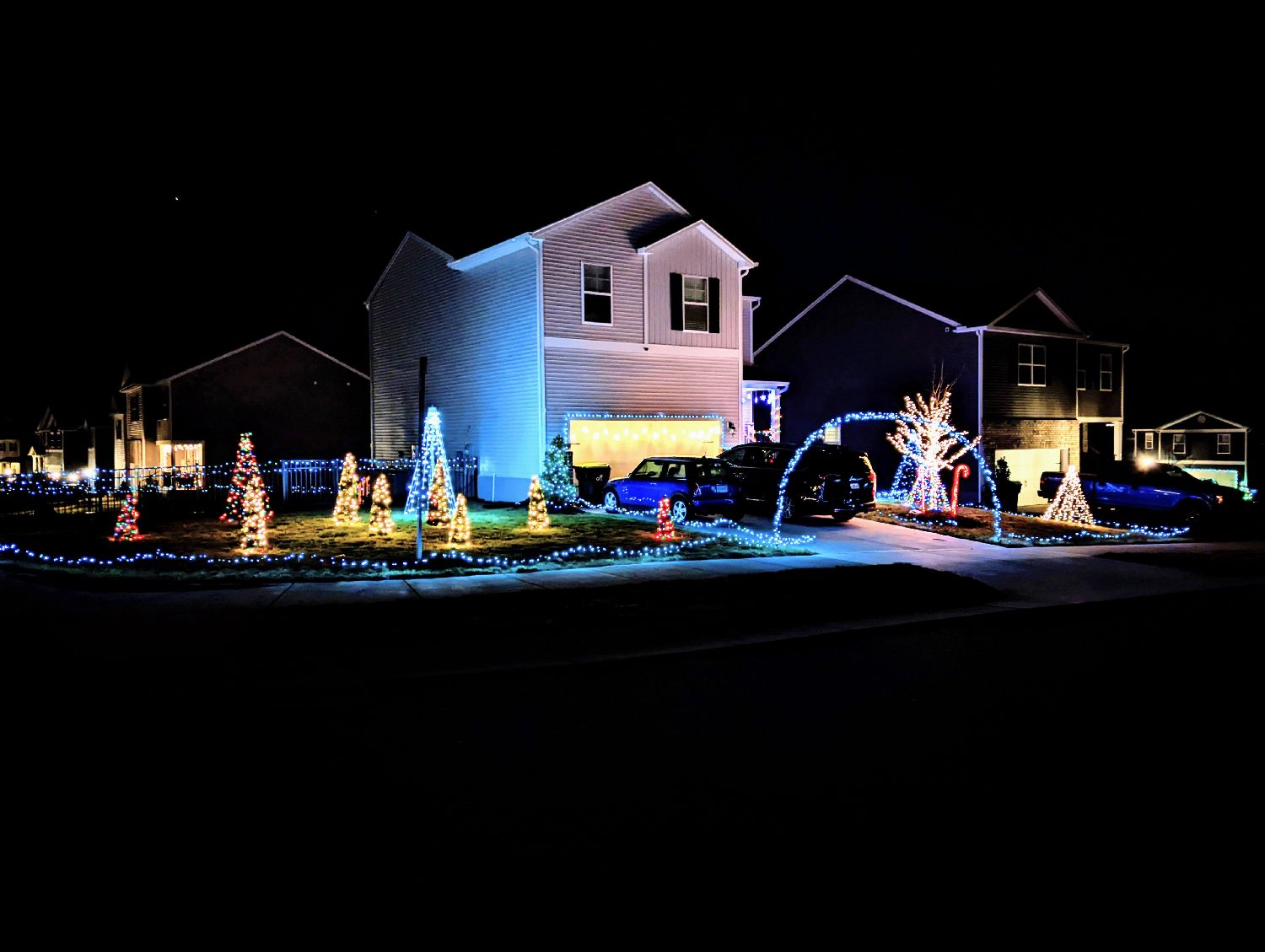 Lighting the way for Christmas!, Christmas lights in Quinton, VA (photo 4)