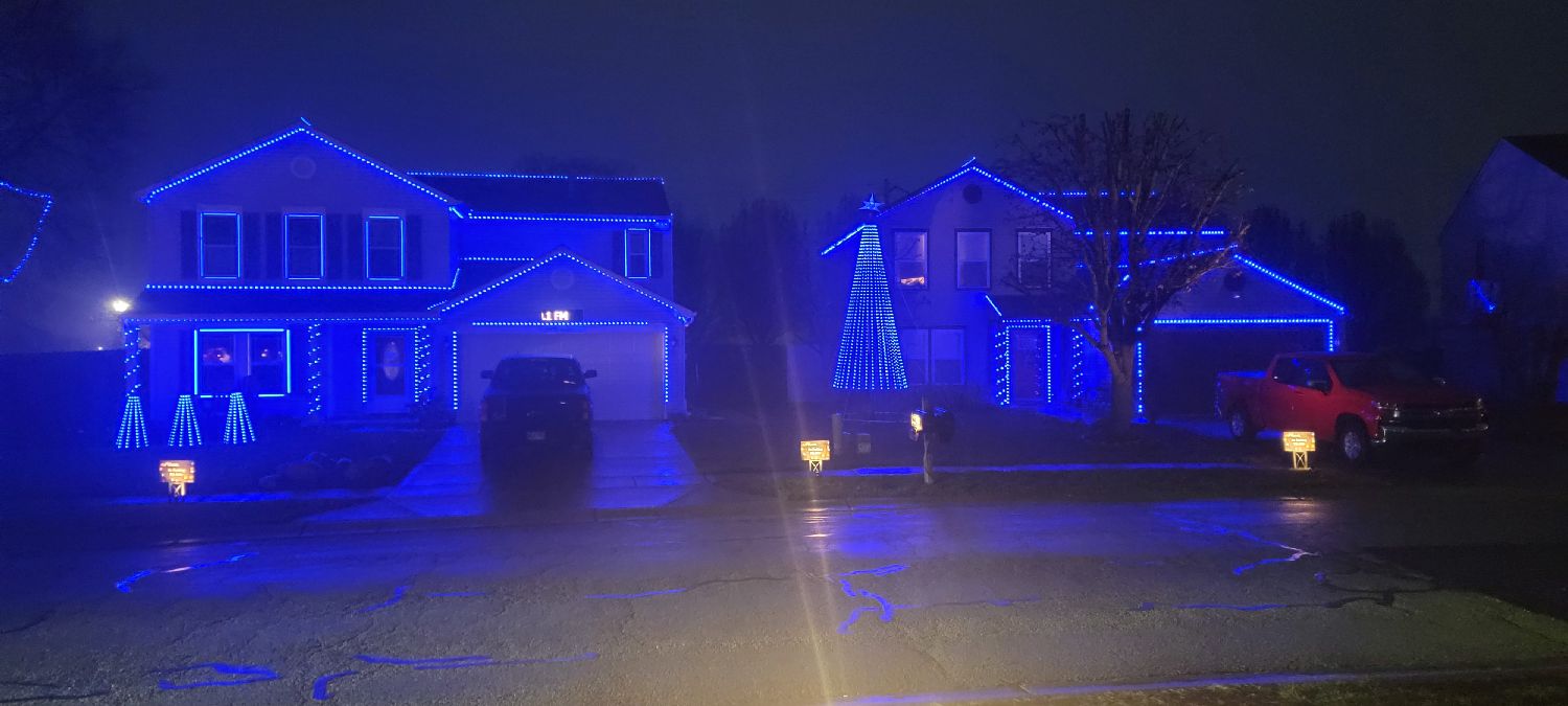 Sutton's Light Show, Christmas lights in Fishers, IN (photo 3)