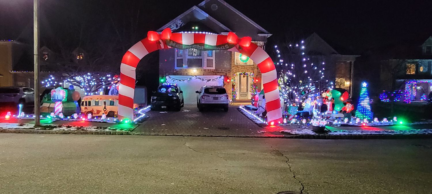 It's Not Clark, It's Clegg!, Christmas lights in Butler, NJ (photo 1)