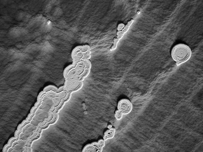 Trailing Formations