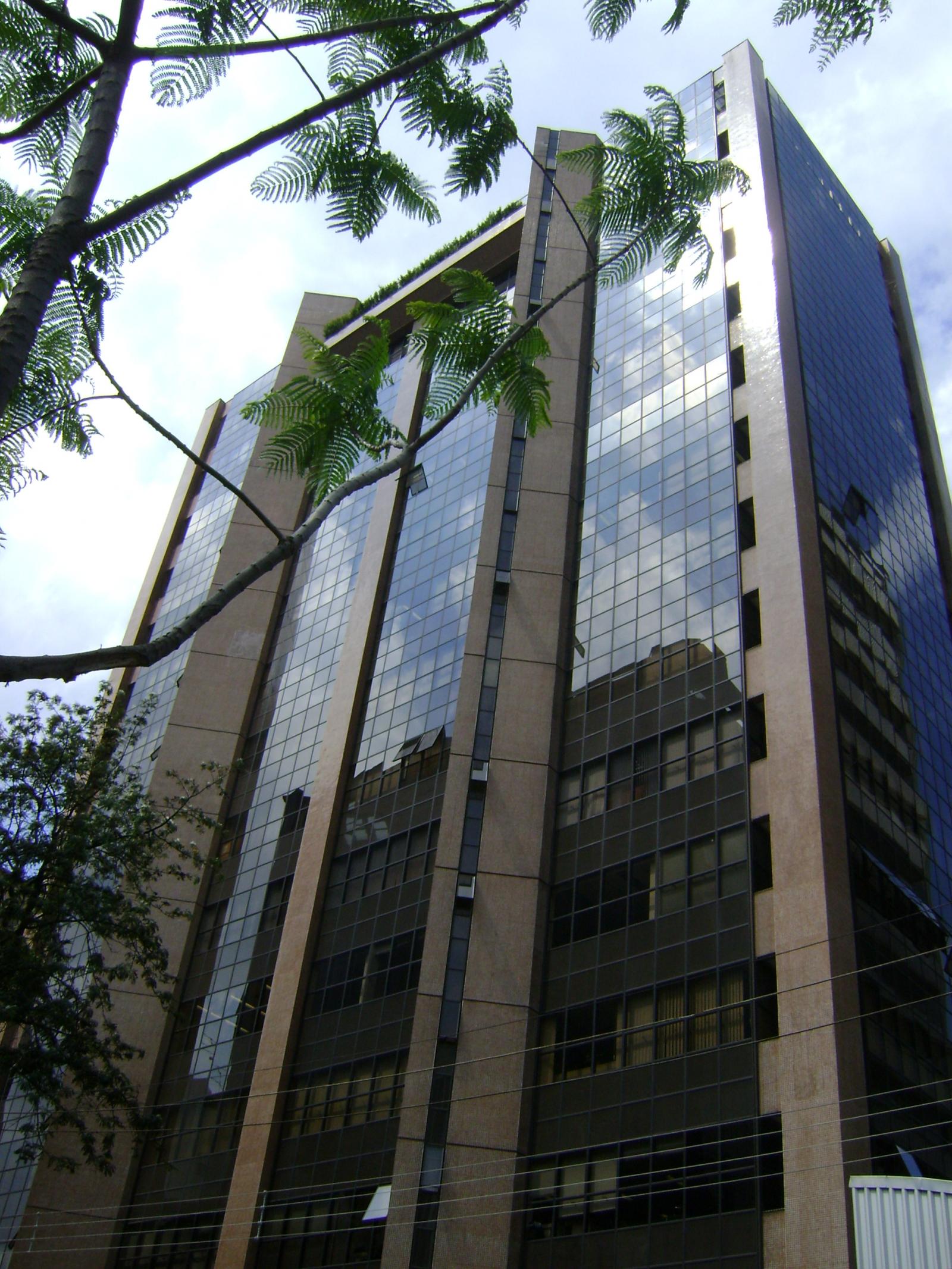 Athenas — Fachada Principal