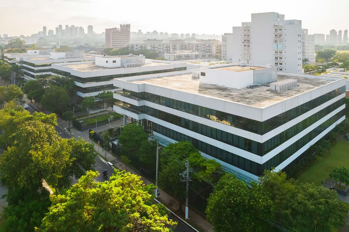 Atlas Office Park — Fachada Principal
