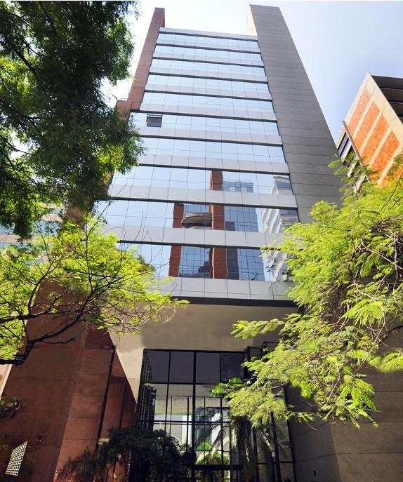 Atrium III — Fachada Principal