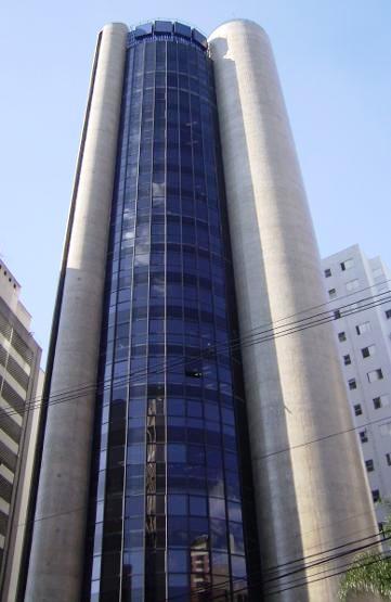 Business Tower KPMG — Fachada Principal