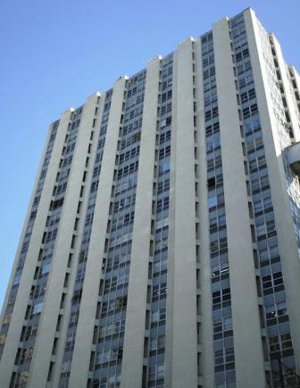 Cal Center II — Fachada Principal