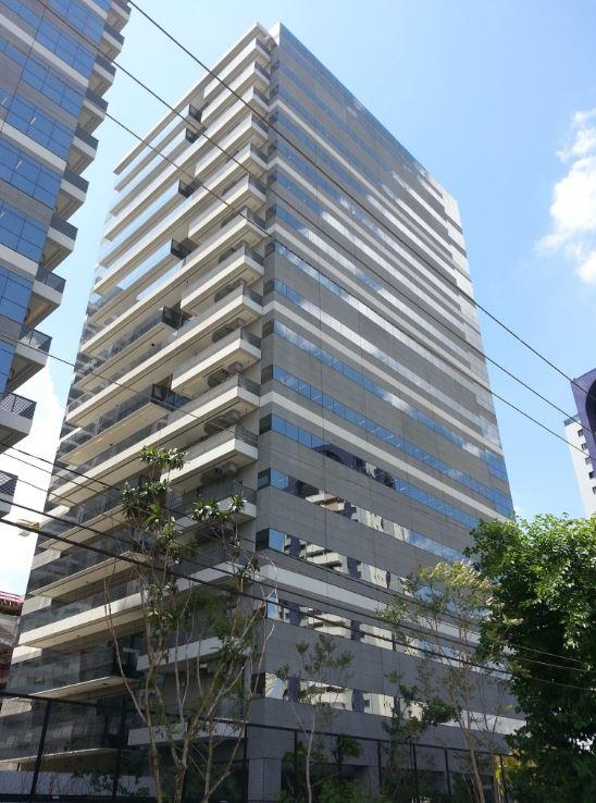 Claro Corporate II — Fachada Principal
