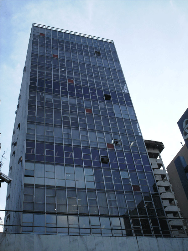 Comercial Paraíso — Fachada Principal