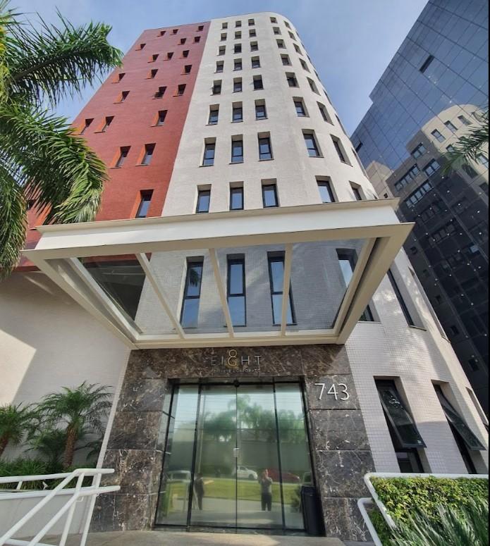 Eight Private Corporate — Fachada Principal