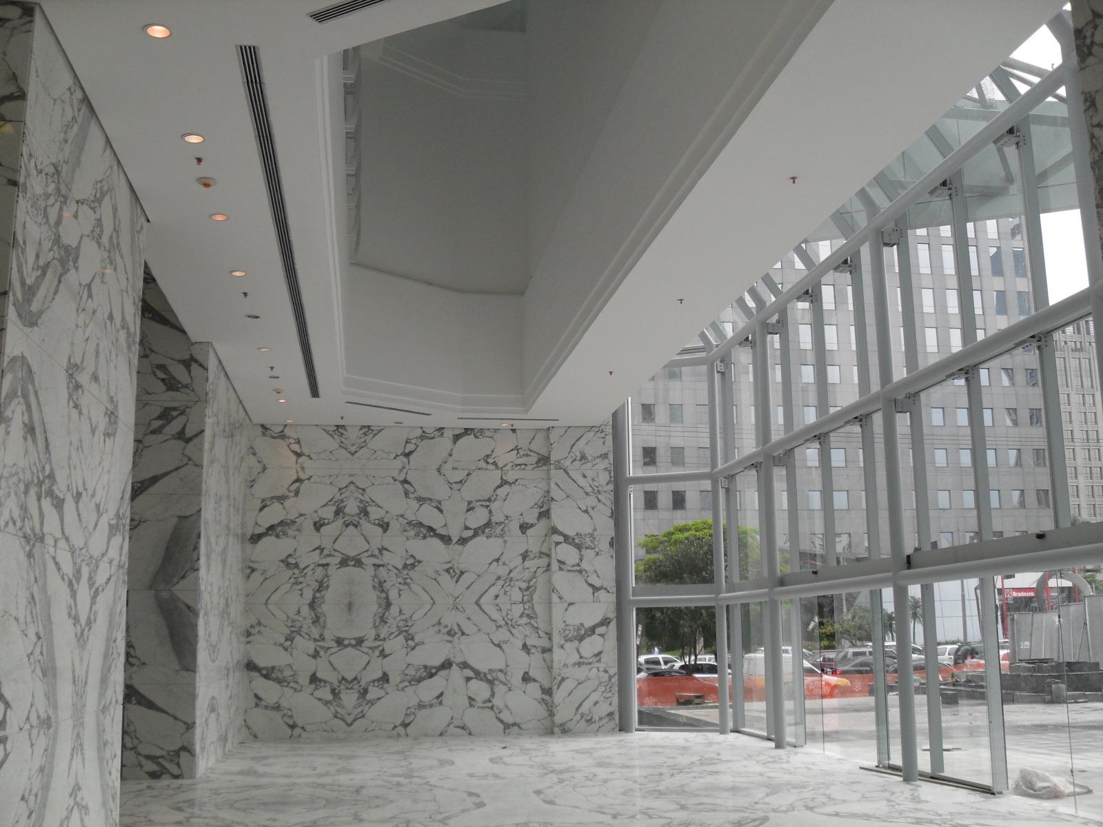 International Plaza II — Galeria Foto 4
