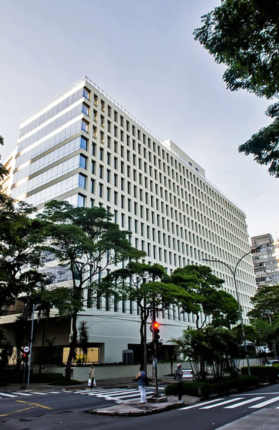 Jardim Europa — Fachada Principal