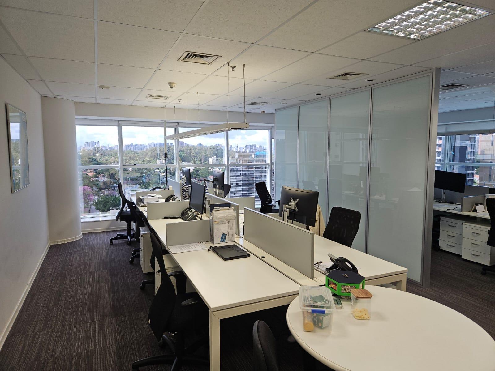 Mobiliado de 200m² no Itaim (B) — Galeria Foto 5