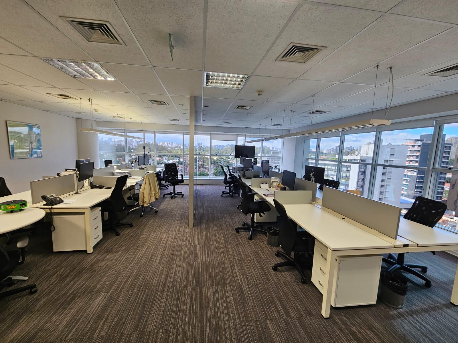 Mobiliado de 200m² no Itaim (B) — Galeria Foto 9