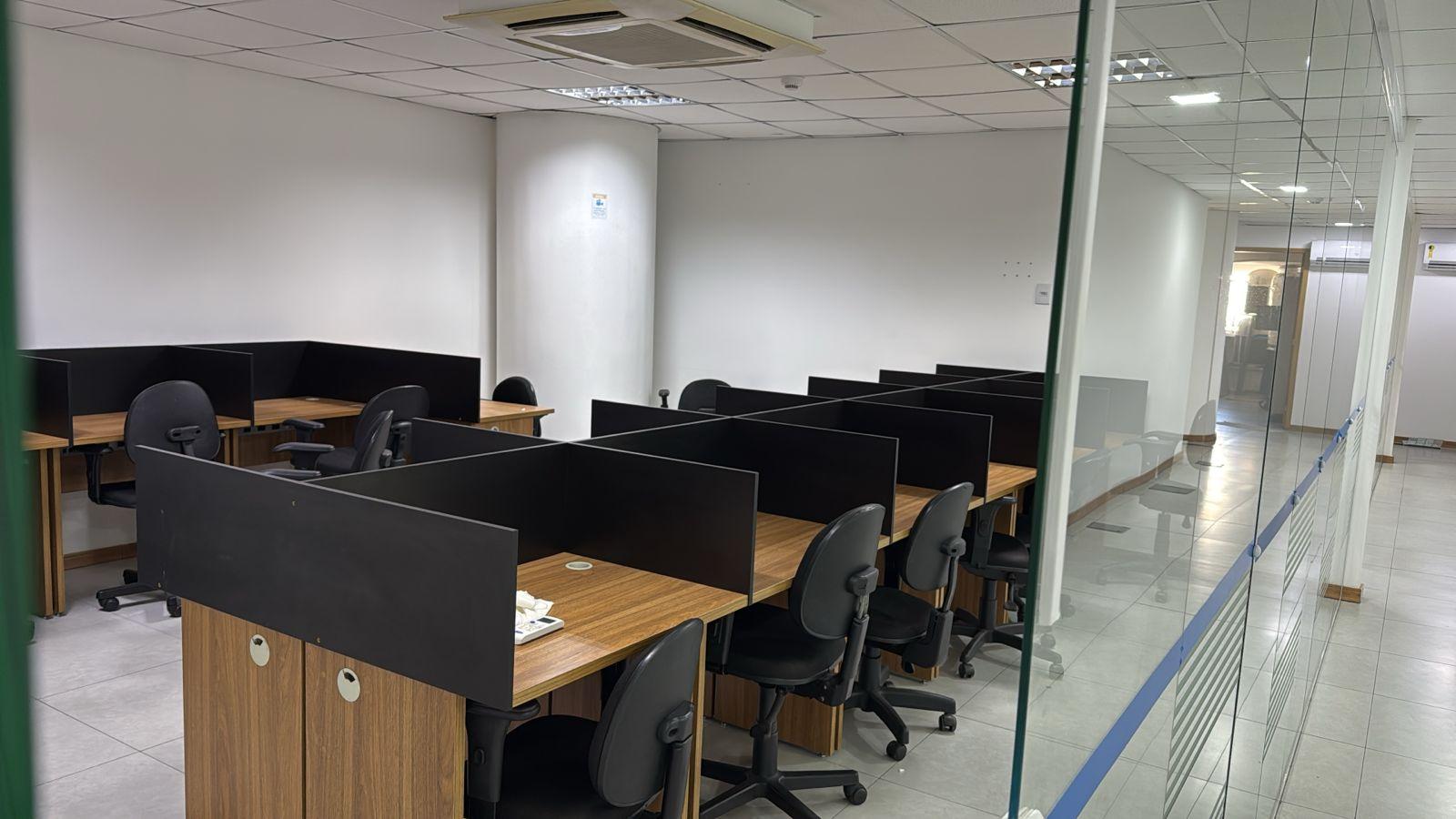 Mobiliado de 925m² no Centro (C) — Galeria Foto 7