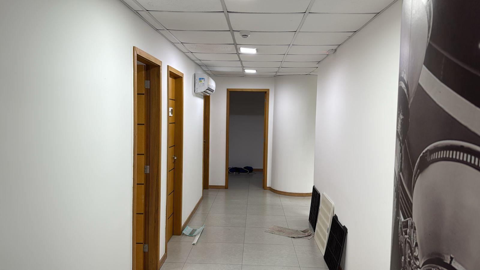 Mobiliado de 925m² no Centro (C) — Galeria Foto 15