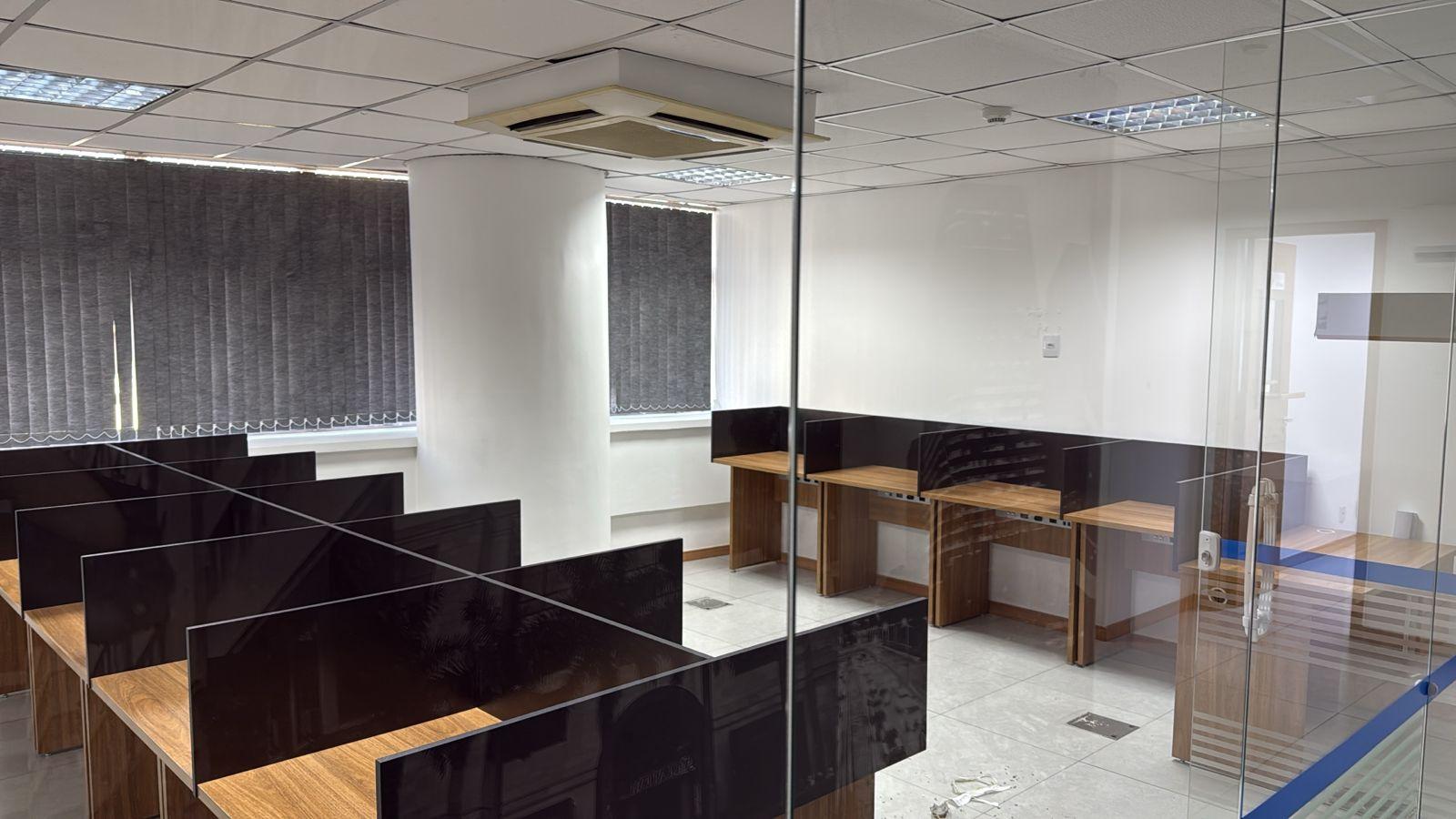 Mobiliado de 925m² no Centro (C) — Galeria Foto 17